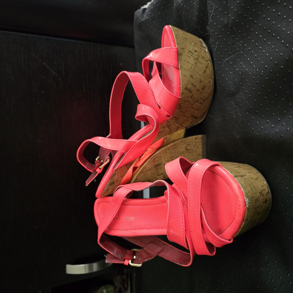 Women's Pink Platform Sandals